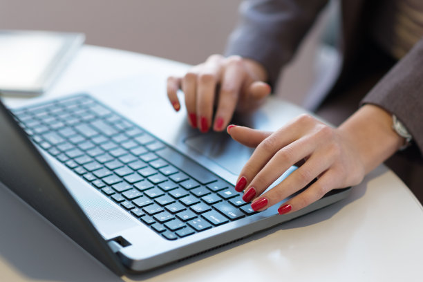 亚洲精品久久久午夜麻豆